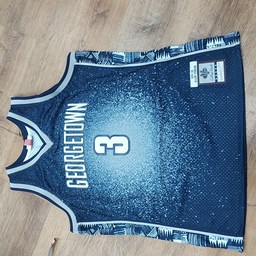 Allen Iverson Hardwood Classics Mitchell and Ness Swingman Georgetown je…